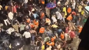 ಕೋಲ್ಕತ್ತಾದ ದುರ್ಗಾ ಪೂಜಾ ಸಂಭ್ರಮದಲ್ಲಿ ಸೂತಕ, ನೂಕುನುಗ್ಗಲಿಗೆ 17 ಬಲಿ